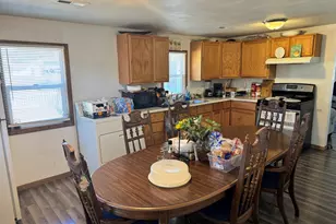 4310 Wilshire Ave, Rockford, IL 61101 - Photo 7