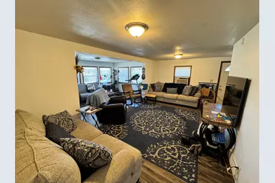 4310 Wilshire Avenue, Rockford, IL 61101 - Photo 11