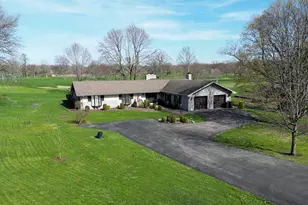 686 Golf Club Ln, Frankfort, IL 60423 - Photo 3