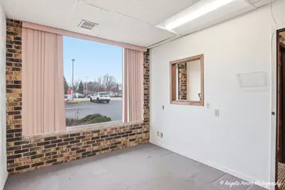 4901 W Elm Street, McHenry, IL 60050 - Photo 5