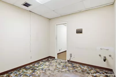 4901 W Elm Street, McHenry, IL 60050 - Photo 11