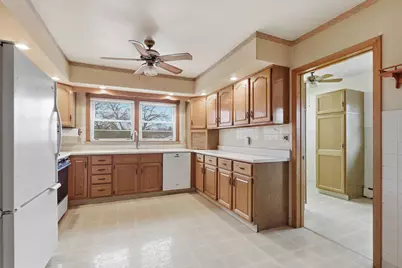 1940 4th Street A, East Moline, IL 61244 - Photo 7