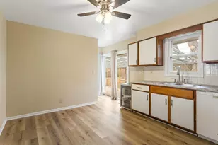 8420 Bobolink Dr, Machesney Park, IL 61115 - Photo 11