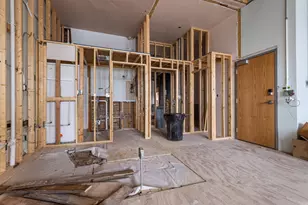 308-310 E State St, Rockford, IL 61104 - Photo 5