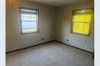 16 N Fairlawn Avenue, Mundelein, IL 60060 - Photo 15