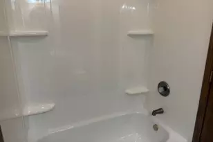 16 N Fairlawn Ave, Mundelein, IL 60060 - Photo 11