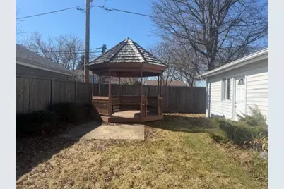 16 N Fairlawn Avenue, Mundelein, IL 60060 - Photo 27