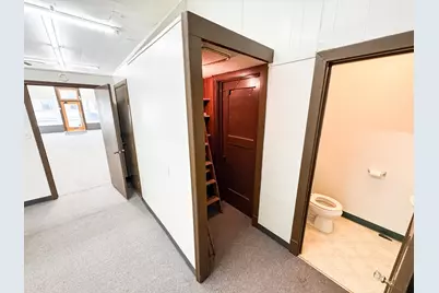 203 W Madison Street, Pontiac, IL 61764 - Photo 31