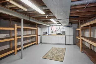 913 Warwick Ln, Libertyville, IL 60048 - Photo 27