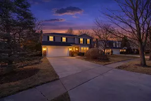 913 Warwick Ln, Libertyville, IL 60048 - Photo 29