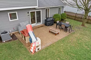 1060 Selma Ln, Naperville, IL 60540 - Photo 33