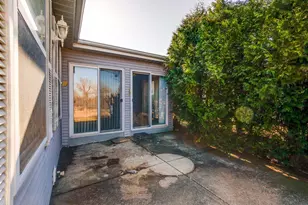 2406 Stallion Ct, Grayslake, IL 60030 - Photo 31