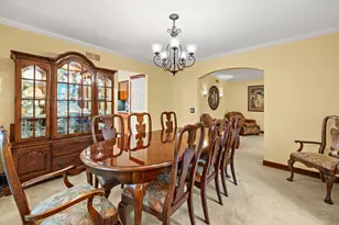 36W628 Oak Hill Dr, Dundee, IL 60118 - Photo 17