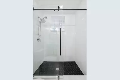 2341 W Haddon Avenue #2, Chicago, IL 60622 - Photo 13