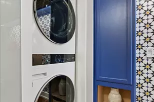 2341 W Haddon Ave, Chicago, IL 60622 - Photo 17