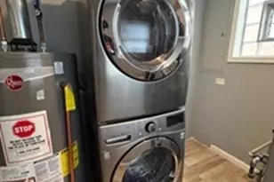 6902 Lyons St, Morton Grove, IL 60053 - Photo 21