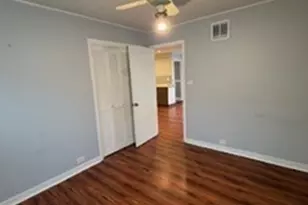 6902 Lyons St, Morton Grove, IL 60053 - Photo 33