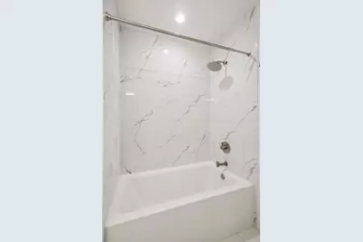 2323 N Lister Avenue #2, Chicago, IL 60614 - Photo 11