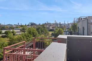 2323 N Lister Ave, Chicago, IL 60614 - Photo 21