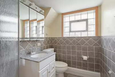 4249 Custer Avenue, Lyons, IL 60534 - Photo 13