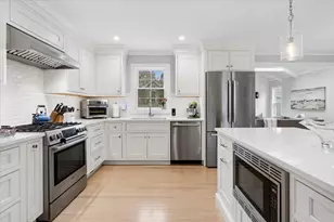 720 Ouilmette Ln, Wilmette, IL 60091 - Photo 11