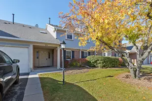 204 Dublin Ln, Schaumburg, IL 60194 - Photo 1