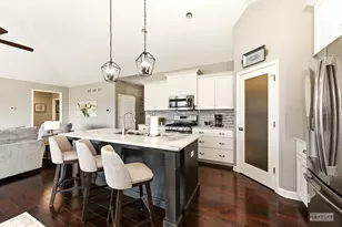 26918 Summergrove Dr, Plainfield, IL 60585 - Photo 7