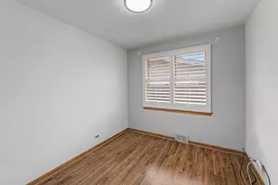 408 S Albert St, Mount Prospect, IL 60056 - Photo 9