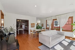 2319 Asbury Ave, Evanston, IL 60201 - Photo 5