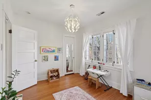 2319 Asbury Ave, Evanston, IL 60201 - Photo 21