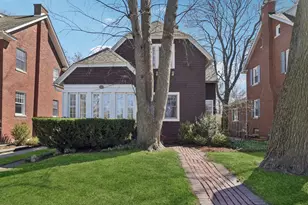 2319 Asbury Ave, Evanston, IL 60201 - Photo 1