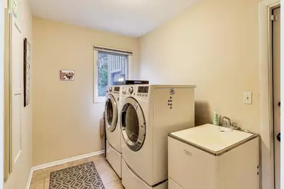 11515 Burr Oak Lane, Burr Ridge, IL 60527 - Photo 21