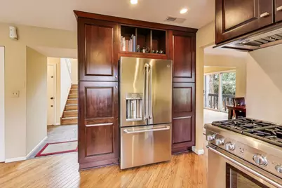 11515 Burr Oak Lane, Burr Ridge, IL 60527 - Photo 13