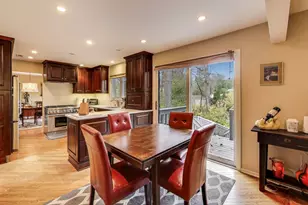 11515 Burr Oak Ln, Burr Ridge, IL 60527 - Photo 15