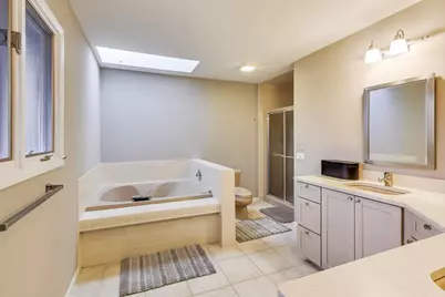 11515 Burr Oak Lane, Burr Ridge, IL 60527 - Photo 25