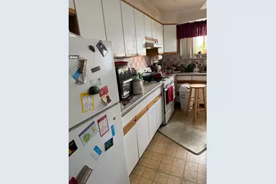 982 W Villa Drive, Des Plaines, IL 60016 - Photo 5