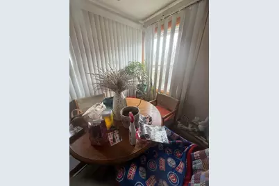 982 W Villa Drive, Des Plaines, IL 60016 - Photo 7