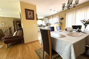 110 Andover Dr, Roselle, IL 60172 - Photo 11