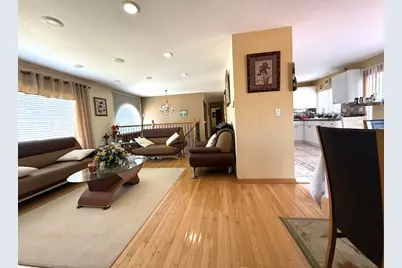 110 Andover Drive, Roselle, IL 60172 - Photo 9