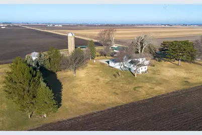 190 N 20th Road, Peru, IL 61354 - Photo 5