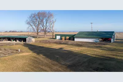 190 N 20th Road, Peru, IL 61354 - Photo 37