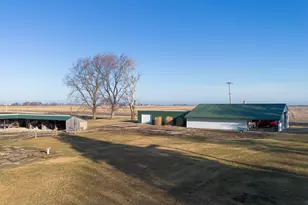 190 N 20th Rd, Peru, IL 61354 - Photo 37