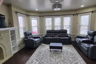 4855 W Argyle St, Chicago, IL 60630 - Photo 3