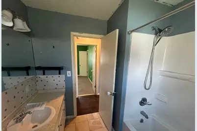 3915 N Neely Avenue, Decatur, IL 62526 - Photo 13