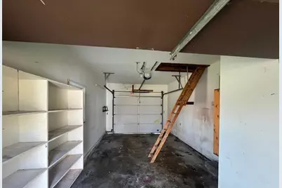 3915 N Neely Avenue, Decatur, IL 62526 - Photo 17