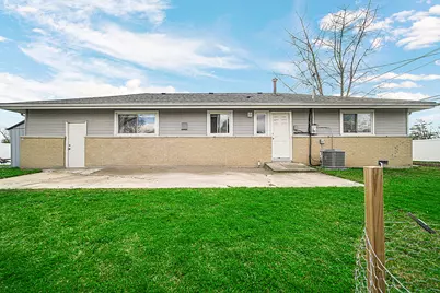 310 Maricopa Lane, Hoffman Estates, IL 60169 - Photo 19