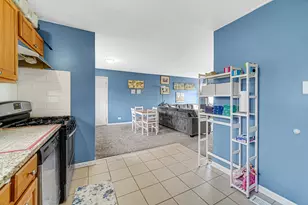 310 Maricopa Ln, Hoffman Estates, IL 60169 - Photo 9