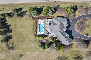 9315 N Muirfield Dr, Lakewood, IL 60014 - Photo 123