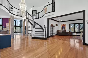 9315 N Muirfield Dr, Lakewood, IL 60014 - Photo 15