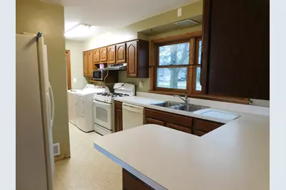 211 Oak Street, Big Rock, IL 60511 - Photo 5